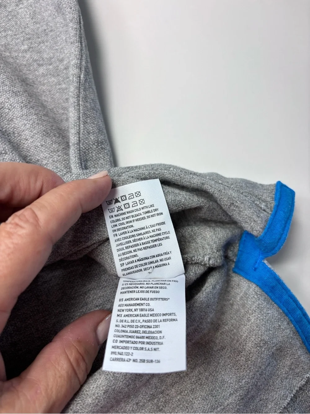 American Eagle Outfitters Classic Fit Heathered Grey Polo with Blue Logo Trim M